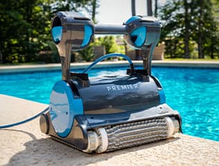 Best-selling robotic pool cleaners